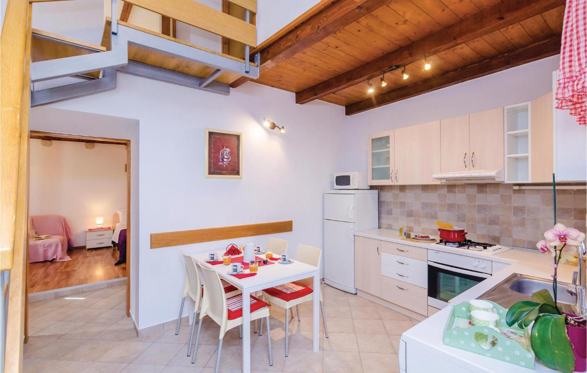 Cozy Home In Slano With Wifi Exterior foto